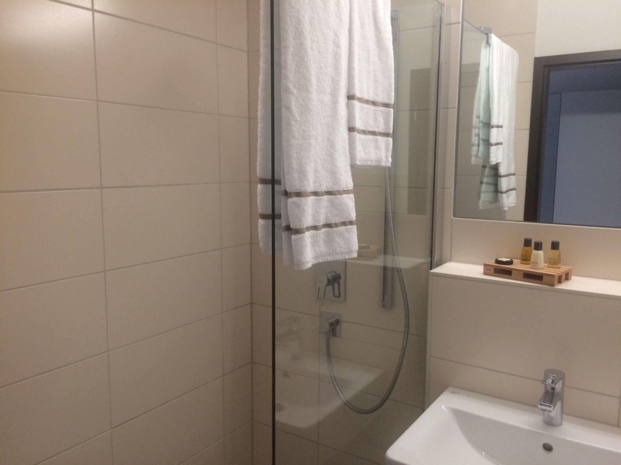 Hotel Am Engelberg Winterbach  Eksteriør billede